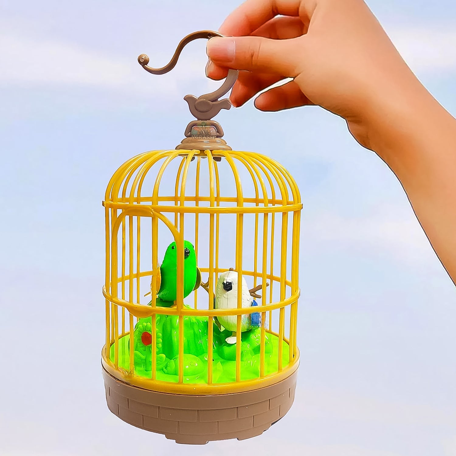SkyNature Sound Activated Chirping Bird Pinjra SkyNature Sound Activated Chirping Bird Pinjra